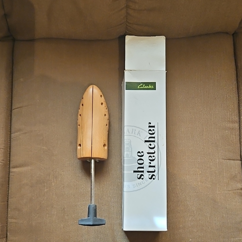 Clarks Wooden Shoe Stretcher with Metal Handle